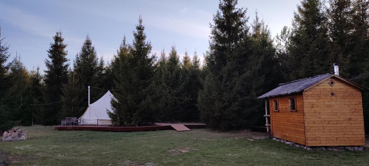 Kuusehaldja Glamping 호텔 Kohila 외부 사진